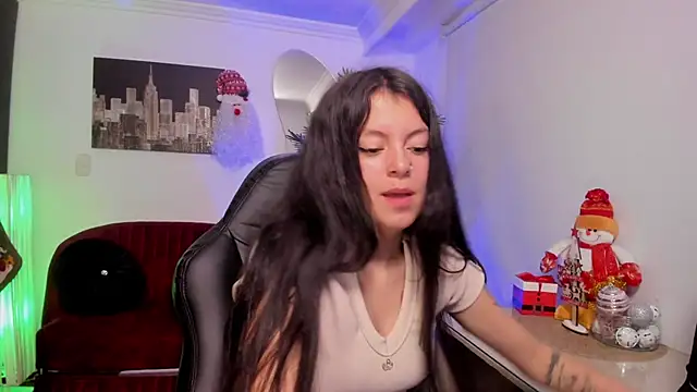 Meghan320 online show from December 30, 11:37 am