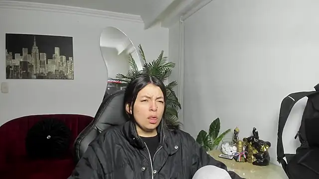 Meghan320 online show from October 13, 11:54 am