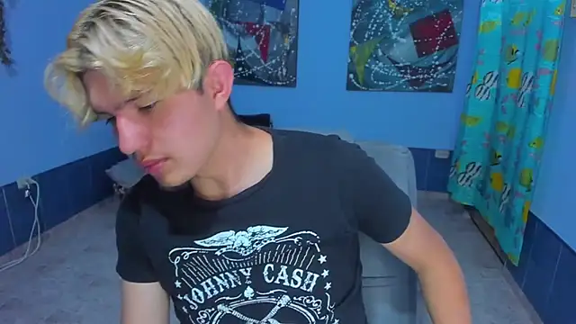 patrik 027 online show from October 29, 7:48 pm