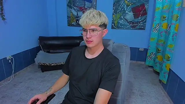 patrik 027 online show from November 23, 8:52 pm