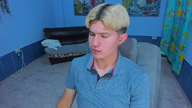 patrik 027 online show from November 29, 7:22 am