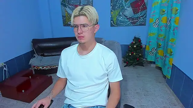 patrik 027 online show from January 11, 5:07 pm