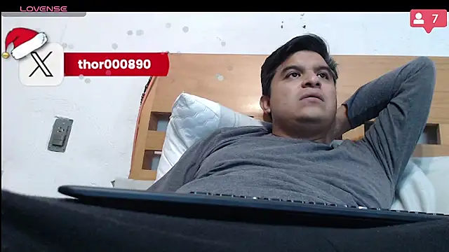 thor000089 online show from January 7, 4:27 pm