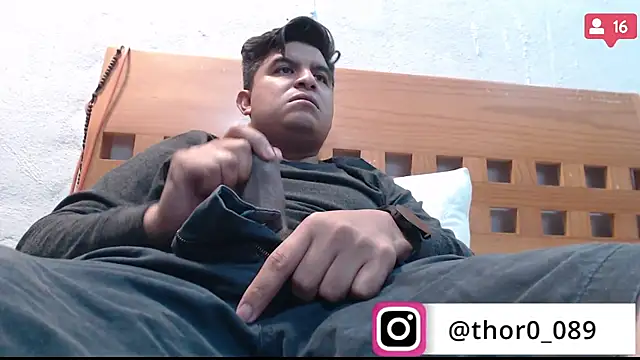 thor000089 online show from January 24, 7:08 am