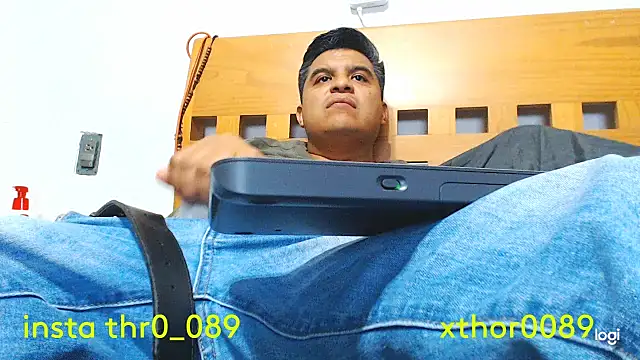 thor000089 online show from May 12, 5:26 am