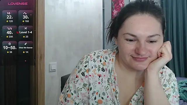 Snapshot of Stacy_Davice chatting on October 7, 6:27 pm Stacy Davice online show from October 7, 6:27 pm