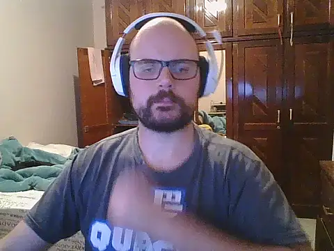 Snapshot of SuyNey chatting on September 11, 12:44 am SuyNey online show from September 11, 12:44 am