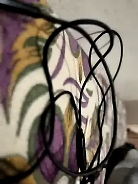 Snapshot of Mallupaiyanaachu chatting on February 22, 4:30 pm Mallupaiyanaachu online show from February 22, 4:30 pm