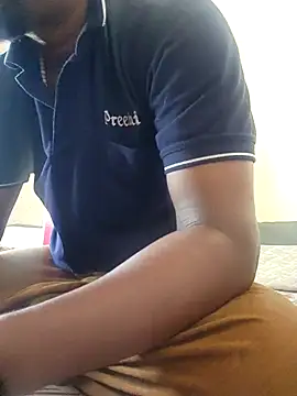 Snapshot of Mallupaiyanaachu chatting on March 13, 3:33 am Mallupaiyanaachu online show from March 13, 3:33 am