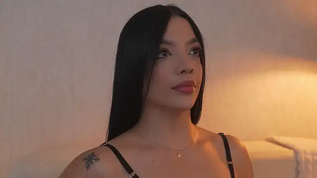 sarah hiill online show from February 28, 12:00 am