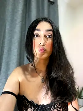 MiahWindsor online show from October 19, 4:46 am