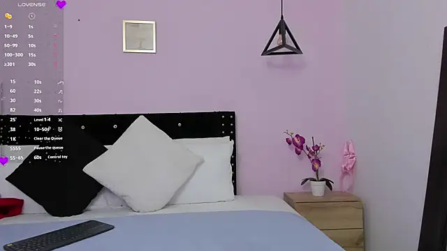 CeliWoods online show from February 19, 11:06 am