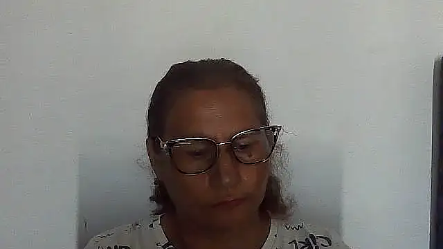 Snapshot of charrysexy1 chatting on November 12, 12:49 pm charrysexy1 online show from November 12, 12:49 pm