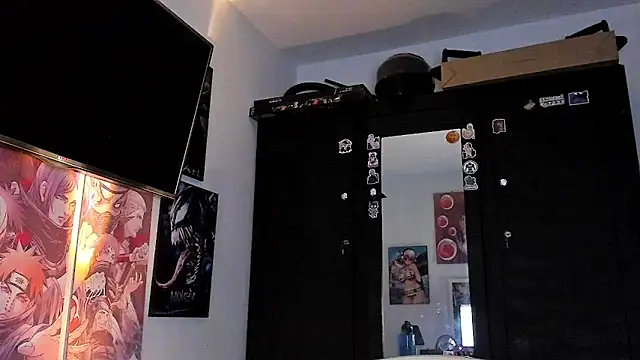 Snapshot of DEATHINK666XX chatting on December 28, 10:02 pm DEATHINK666XX online show from December 28, 10:02 pm