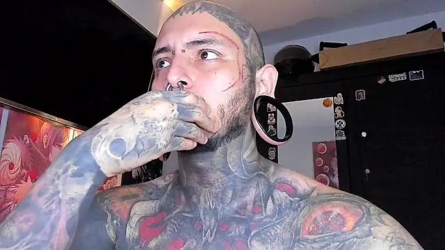 Snapshot of DEATHINK666XX chatting on December 29, 7:22 pm DEATHINK666XX online show from December 29, 7:22 pm