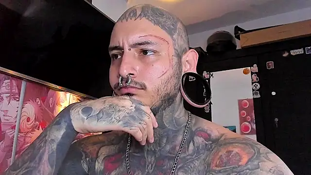 Snapshot of DEATHINK666XX chatting on January 10, 5:56 pm DEATHINK666XX online show from January 10, 5:56 pm