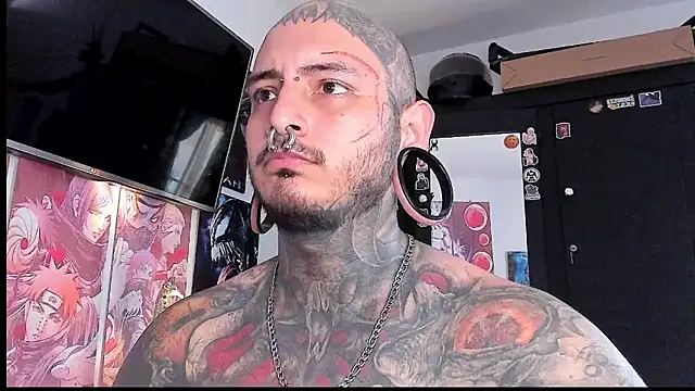 Snapshot of DEATHINK666XX chatting on January 11, 7:05 pm DEATHINK666XX online show from January 11, 7:05 pm