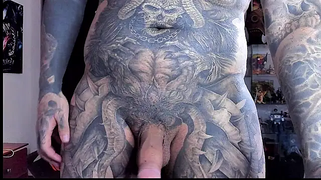 Snapshot of DEATHINK666XX chatting on January 12, 8:36 pm DEATHINK666XX online show from January 12, 8:36 pm