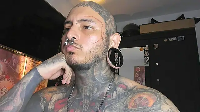 Snapshot of DEATHINK666XX chatting on February 7, 10:52 pm DEATHINK666XX online show from February 7, 10:52 pm