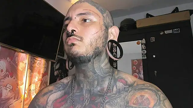 Snapshot of DEATHINK666XX chatting on February 17, 9:41 pm DEATHINK666XX online show from February 17, 9:41 pm