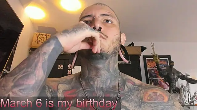 Snapshot of DEATHINK666XX chatting on March 2, 6:30 pm DEATHINK666XX online show from March 2, 6:30 pm