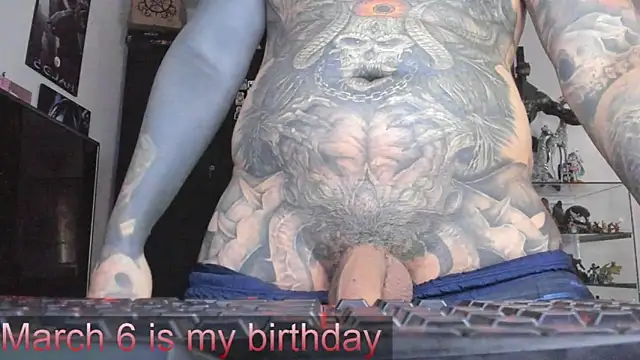 Snapshot of DEATHINK666XX chatting on March 4, 8:05 pm DEATHINK666XX online show from March 4, 8:05 pm