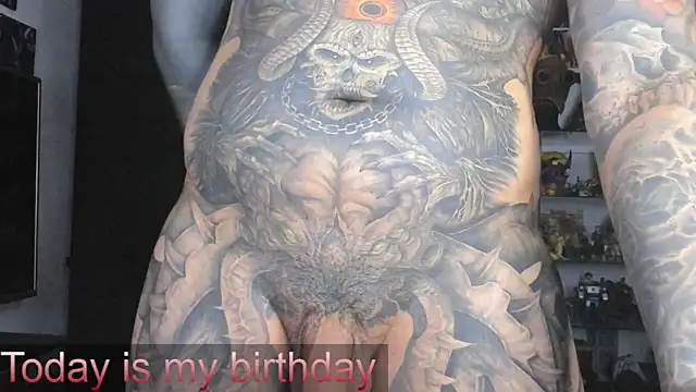 Snapshot of DEATHINK666XX chatting on March 6, 11:42 pm DEATHINK666XX online show from March 6, 11:42 pm