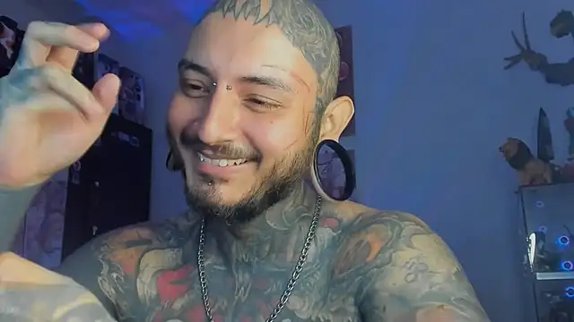 Snapshot of DEATHINK666XX chatting on October 27, 6:23 pm DEATHINK666XX online show from October 27, 6:23 pm