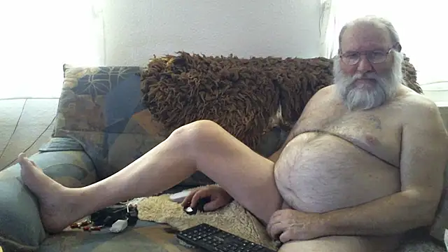 SexySantaC online show from December 31, 2:14 pm