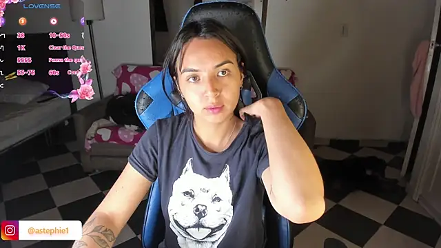 Snapshot of Miss_Nicole chatting on March 6, 1:16 am Miss Nicole online show from March 6, 1:16 am