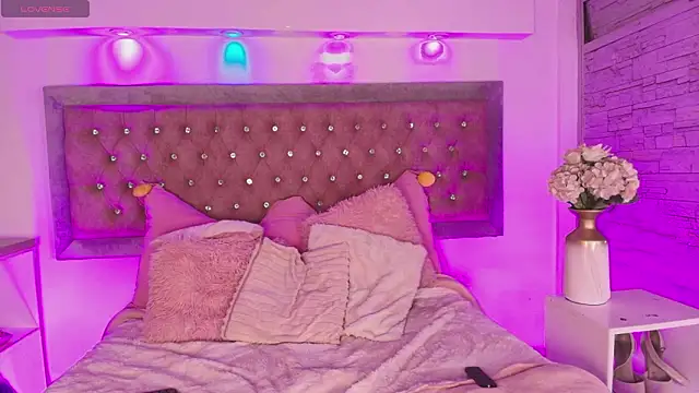 Snapshot of Yaki_Tai chatting on March 1, 4:14 am Yaki Tai online show from March 1, 4:14 am