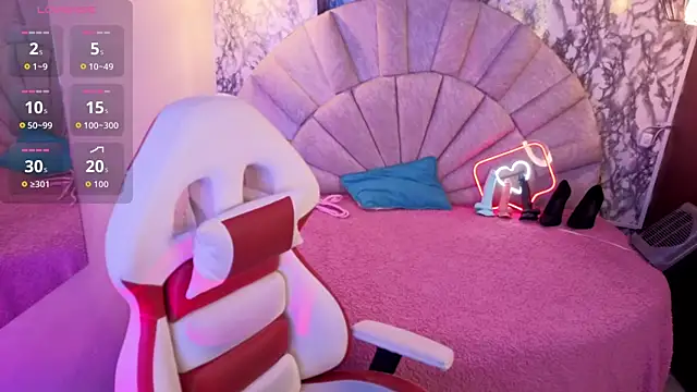 Snapshot of _emma_miller_ chatting on March 18, 11:46 am emma miller online show from March 18, 11:46 am