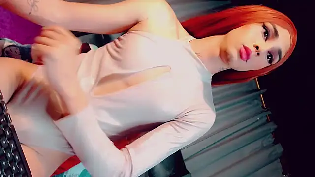 CharlotteBigCock online show from January 17, 4:04 pm