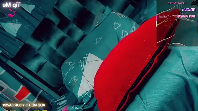 CharlotteBigCock online show from March 7, 2:36 pm