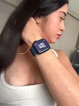 Snapshot of Reggie-Liam chatting on September 24, 6:33 pm Reggie-Liam online show from September 24, 6:33 pm