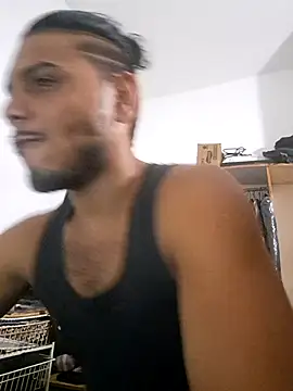 Snapshot of apolodiosgriego chatting on October 2, 11:45 pm apolodiosgriego online show from October 2, 11:45 pm