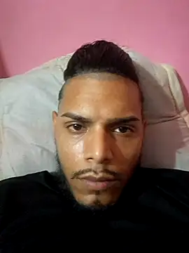 Snapshot of apolodiosgriego chatting on October 30, 12:01 am apolodiosgriego online show from October 30, 12:01 am