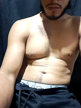 Snapshot of apolodiosgriego chatting on July 5, 1:01 am apolodiosgriego online show from July 5, 1:01 am