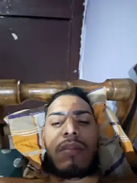 Snapshot of apolodiosgriego chatting on July 18, 5:17 pm apolodiosgriego online show from July 18, 5:17 pm