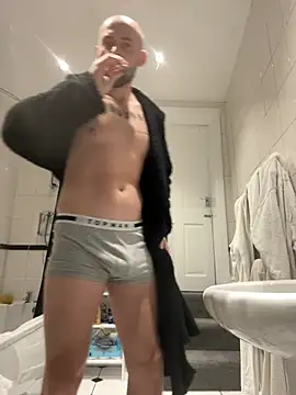 bigguy101 online show from January 2, 6:07 am