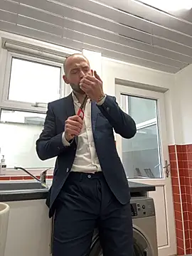 bigguy101 online show from January 3, 12:30 pm