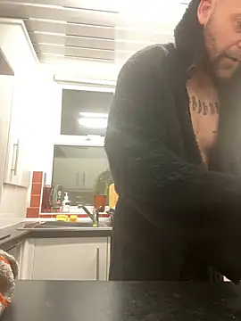 bigguy101 online show from January 9, 5:44 am