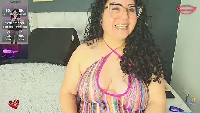 hazel milf online show from February 18, 12:01 pm