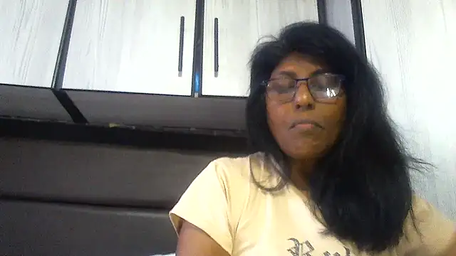 MsAttitude online show from February 3, 8:57 am