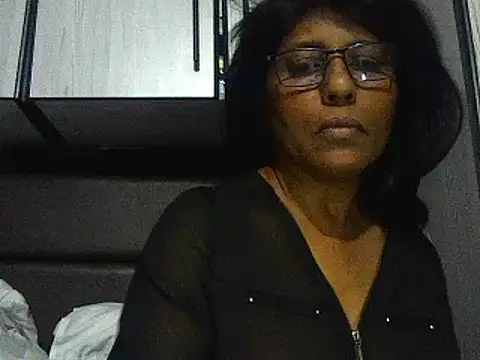 MsAttitude online show from February 25, 5:36 pm