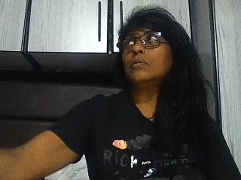 MsAttitude online show from March 14, 7:01 pm