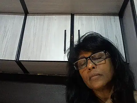 MsAttitude online show from October 10, 7:07 am