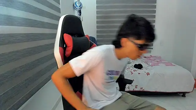 Dante6 online show from March 17, 2:52 am