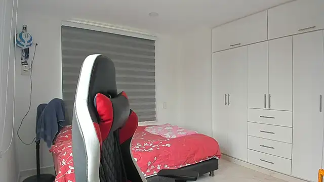 Dante6 online show from March 22, 5:20 pm