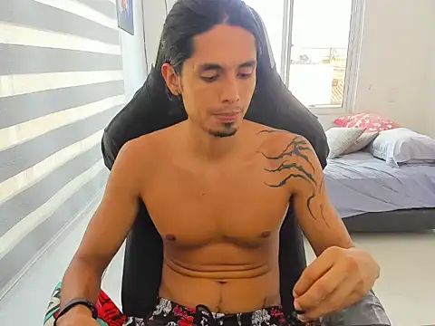 Dante6 online show from February 11, 7:08 pm